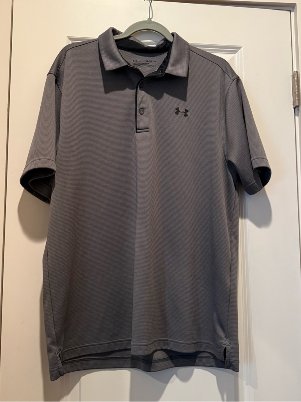 Under Armour Polo Shirt Mens XL Dark Gray Striped Loose Heatgear Short Sleeve